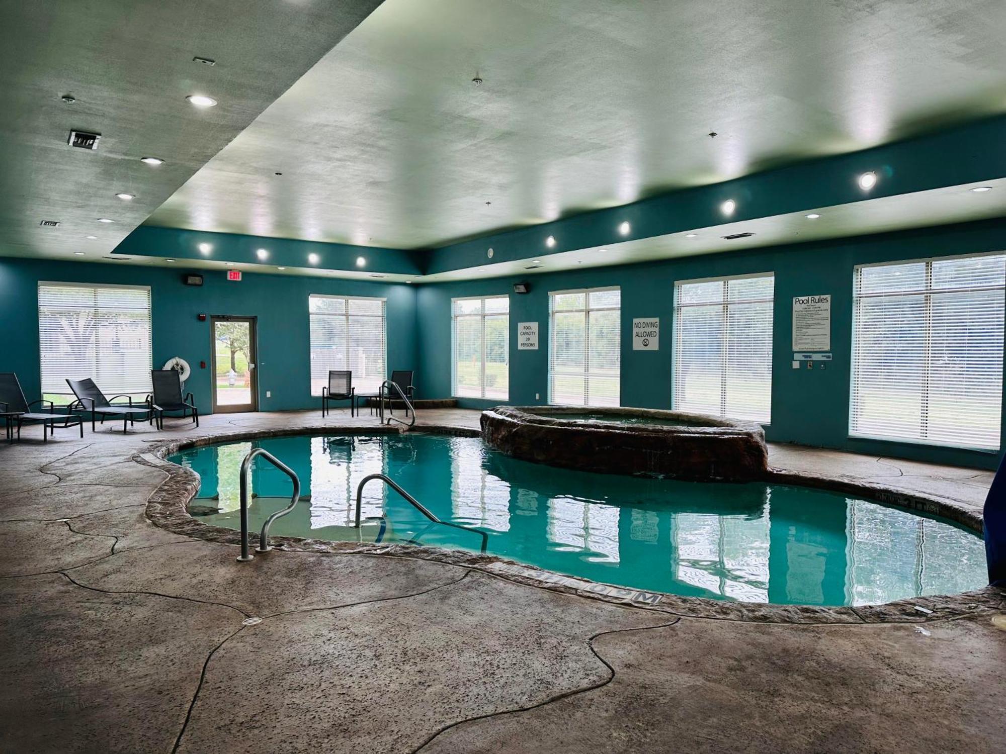Holiday Inn Express Hotel & Suites Mansfield By Ihg Zewnętrze zdjęcie