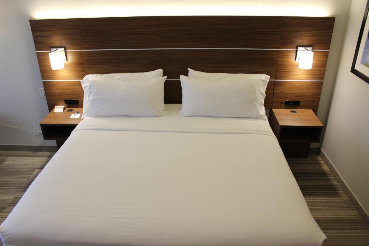 Holiday Inn Express Hotel & Suites Mansfield By Ihg Zewnętrze zdjęcie